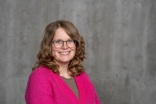 Sunna Kristín Hilmarsdóttir hefur verið ráðin sem verkefnastjóri stefnumála og samskipta hjá atvinnuvegaráðuneytinu.