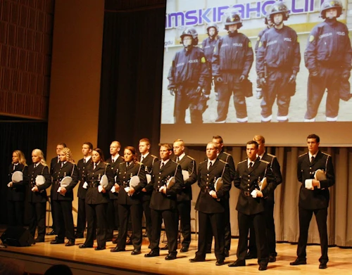 Síðasti hópurinn útskrifaðist úr Lögregluskóla ríkisins í dag.