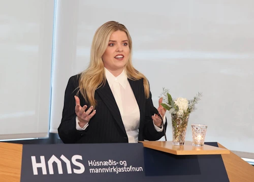 Áslaug Arna Sigurbjörnsdóttir, háskóla-, iðnaðar- og nýsköpunarráðherra