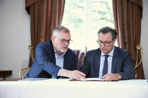 Frá undirritun samnings um þjónustu sérgreinalækna í Ráðherrabústaðnum 27. júní 2023