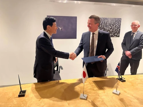 Guðlaugur Þór Þórðarson, umhverfis-, orku- og loftslagsráðherra, og Yasutoshi Nishimura, efnahagsmálaráðherra Japans.