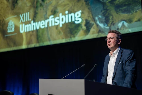 Guðlaugur Þór Þórðarson, umhverfis-, orku- og loftslagsráðherra, ávarpar gesti á Umhverfisþingi.