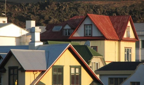 Félagsmálaráðuneytið hefur uppfært tekju- og eignaviðmið í leiðbeiningum til sveitarfélaga um framkvæmd sérstaks húsnæðisstuðnings. 