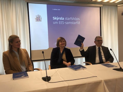 Starfshópurinn sem samdi EES-skýrsluna. Frá vinstri: Bergþóra Halldórsdóttir, Kristrún Heimisdóttir og Björn Bjarnason.