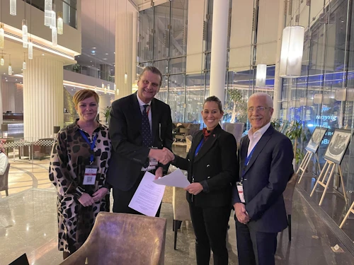 Kristín Helga Markúsdóttir, Pétur Thorsteinsson, Aisha F. Gardere, aðalsamningamaður Haiti og Philippe Bayard, í sendinefnd Haiti.
