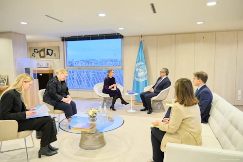 María Mjöll Jónsdóttir, sendiherra og fastafulltrúi, ásamt Khaled El-Enany, framkvæmdastjóra UNESCO