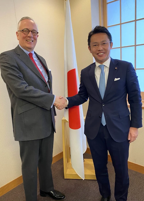 Sturla Sigurjónsson og Shinichi Nakatani, aðstoðarutanríkisráðherra Japans.