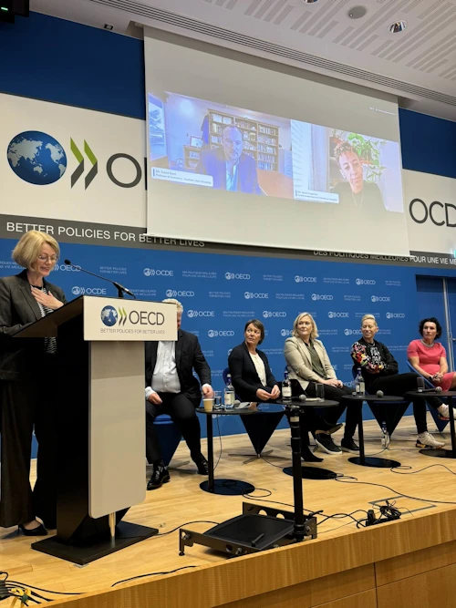 Unnur Orradóttir Ramette, Ambassador of Iceland in Paris closed the event.