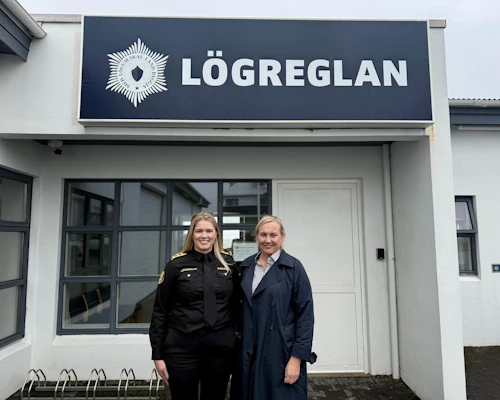 Arndís Bára Ingimarsdóttir, lögreglustjóri í Vestmannaeyjum og Þorbjörg S. Gunnlaugsdóttir, dómsmálaráðherra í Vestmannaeyjum í dag.