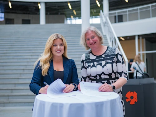 Áslaug Arna Sigurbjörnsdóttir og Ragnhildur Helgadóttir