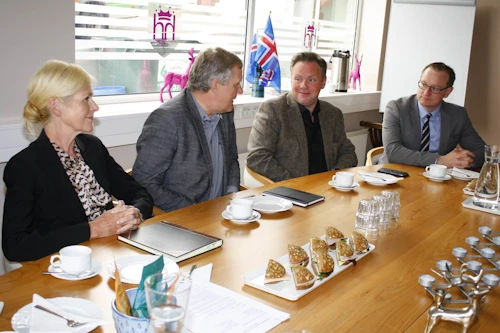 Á fundi bæjarstjórnar Fjarðabyggðar. Frá vinstri Ragnhildur Hjaltadóttir, Jón Gunnarsson, Jón Björn Hákonarson og Páll Björgvin Guðmundsson.