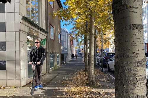 Á Laugavegi