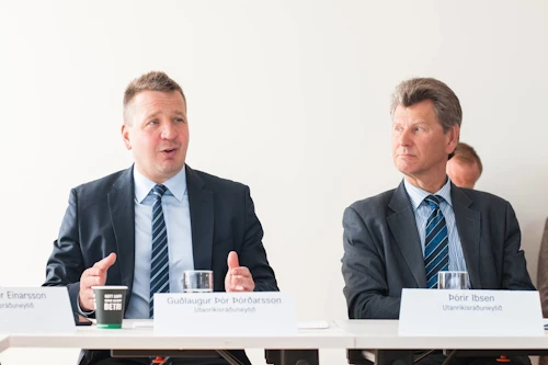Guðlaugur Þór Þórðarson, utanríkis- og þróunarsamvinnuráðherra, og Þórir Ibsen, aðalsamningamaður Íslands í framtíðarviðræðum við Bretland.
