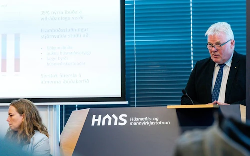 Sigurður Ingi Jóhannsson, innviðaráðherra, kynnir rammasamninginn á kynningarfundi hjá HMS í dag.