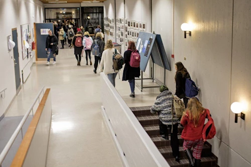 Heimilt verður að halda framhaldsskólaböll fyrir allt að 1500 manns gegn framvísun hraðprófa.