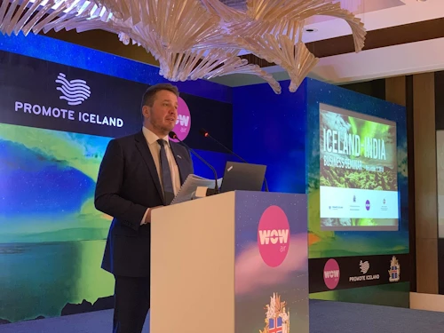 Minister Þórðarson gives his opening remarks at the Iceland-India Business Seminar