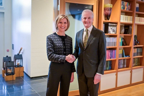 Kristrún Frostadóttir og Jonas Gahr Støre.