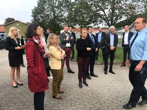 Sigríður Á. Andersen, dómsmálaráðherra, ásamt Inger Støjberg, ráðherra innflytjendamála í Danmörku og Tor Mikkel Wara, dómsmálaráðherra Noregs, ásamt fylgdarliði og forstöðumanni Kærshovegård, miðstöð fyrir einstaklinga sem bíða brottflutnings