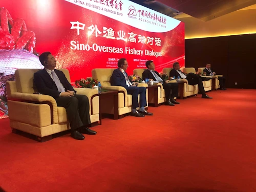 Ráðherra heimsótti í dag sjávarútvegssýninguna China Fisheries & Seafood Expo. Þar sat hann opinn fund með þeim Harald Tom Nesvik, sjávarútvegsráðherra Noregs, og Yu Kangzheng, varalandbúnaðarráðherra Kína