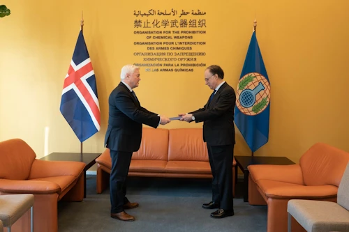 Þórður Ægir og Fernando Arias (Mynd: OPCW)