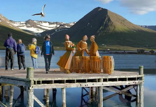 Hugmynd siglfirska myndlistarmannsins Arthurs Ragnarssonar að minnisvarðanum.