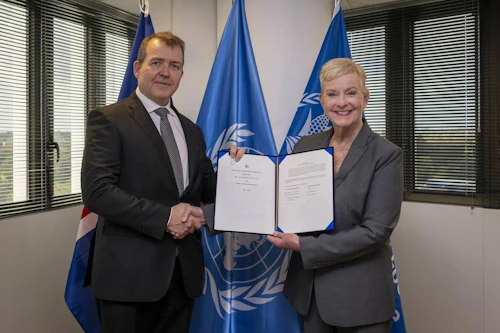 Matthías G. Pálsson, Permanent Representative of Iceland to International Organisations in Rome, and Cindy McCain, Executive Director of the World Food Programme (WFP).