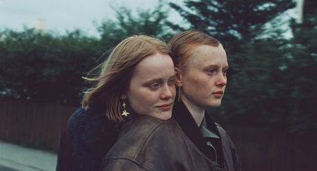 Katla Njálsdóttir og Elín Hall í kvikmyndinni Ljósbroti eftir Rúnar Rúnarsson