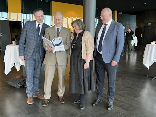 Stefán Guðmundsson, Ari Trausti Guðmundsson, Elísabet Pálmadóttir og Árni Snorrason.