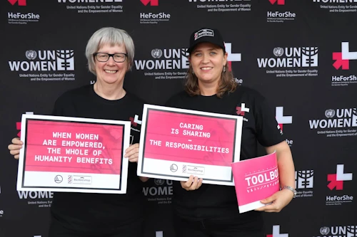 Ágústa Gísladóttir forstöðumaður sendiráðs Íslands í Lilongve og Lilja Dóra Kolbeinsdóttir verkefnastjóri. Ljósmynd: UN Women.