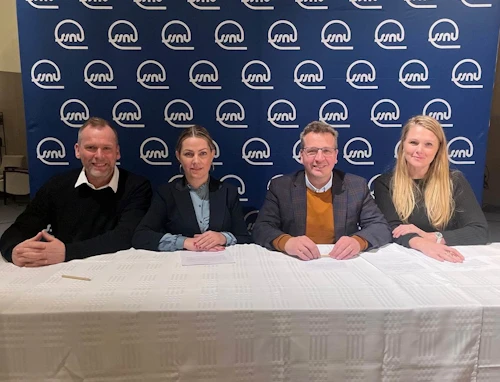 Frá vinstri: Pétur Arason sveitarstjóri Húnabyggðar, Katrín M. Guðjónsdóttir framkvæmdastjóri Samtaka sveitarfélaga á Norðurlandi vestra, Guðlaugur Þór Þórðarson, umhverfis-, orku- og loftslagsráðherra, og Bergþóra Halldórsdóttir mannauðsstjóri Borealis Data Center.
