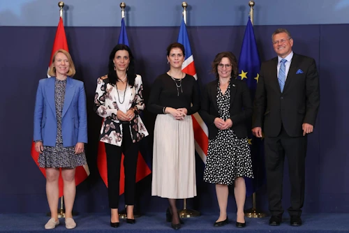 Anniken Huitfeldt, utanríkisráðherra Noregs, Dominique Hasler, utanríkisráðherra Liechtenstein, Þórdís Kolbrún Reykfjörð Gylfadóttir, Jessika Roswall, Evrópumálaráðherra Svíþjóðar og Maroš Šefčovič, varaforseti framkvæmdastjórnar ESB sem fer meðal annars með málefni EES-samningsins