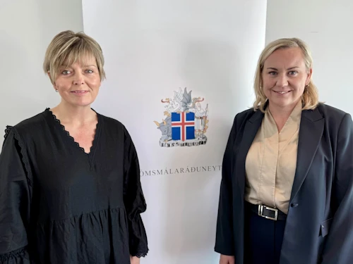 Ásta Dís Óladóttir, formaður Jafnvægisvogarinnar og Þorbjörg S. Gunnlaugsdóttir, dómsmálaráðherra