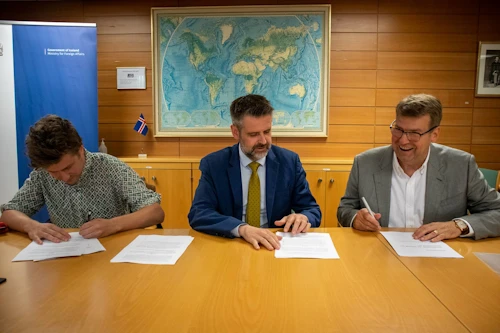 Gústav Arnar Magnússon og Magnús Bjarnason frá MAR Advisors með Martini Eyjólfssyni ráðuneytisstjóra