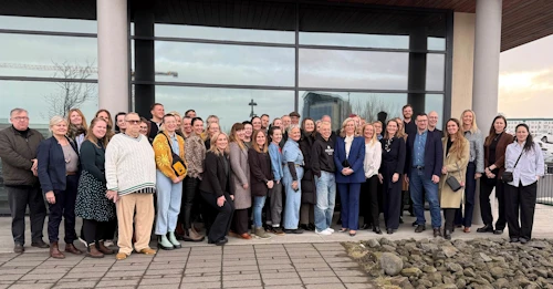 Ráðherra ásamt þeim sem hlutu styrk úr Lýðheilsusjóði 2025