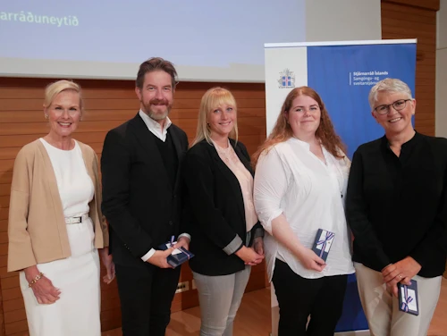 Fundarstjóri og frummælendur, f.v.: Ragnhildur Hjaltadóttir, Niclas Forsling, Sandra Brá Jóhannsdóttir, Auðbjörg B. Bjarnadóttir og Sigríður Jakobínudóttir.