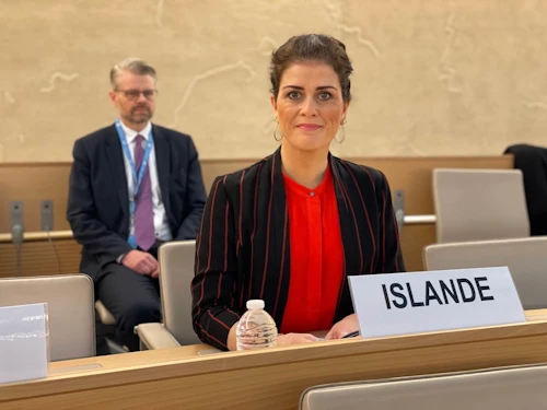 Þórdís Kolbrún Reykfjörð Gylfadóttir utanríkisráðherra í sal mannréttindaráðsins í Genf