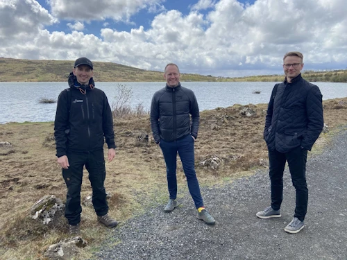 Guðmundur Ingi Guðbrandsson, umhverfis- og auðlindaráðherra, Sindri Gíslason, forstöðumaður Náttúrustofu Suðvesturlands og Þorkell Lindberg Þórarinsson, forstjóri Náttúrufræðistofnunar Íslands.