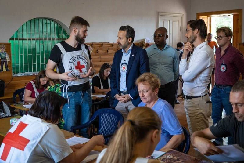 {image.Description}