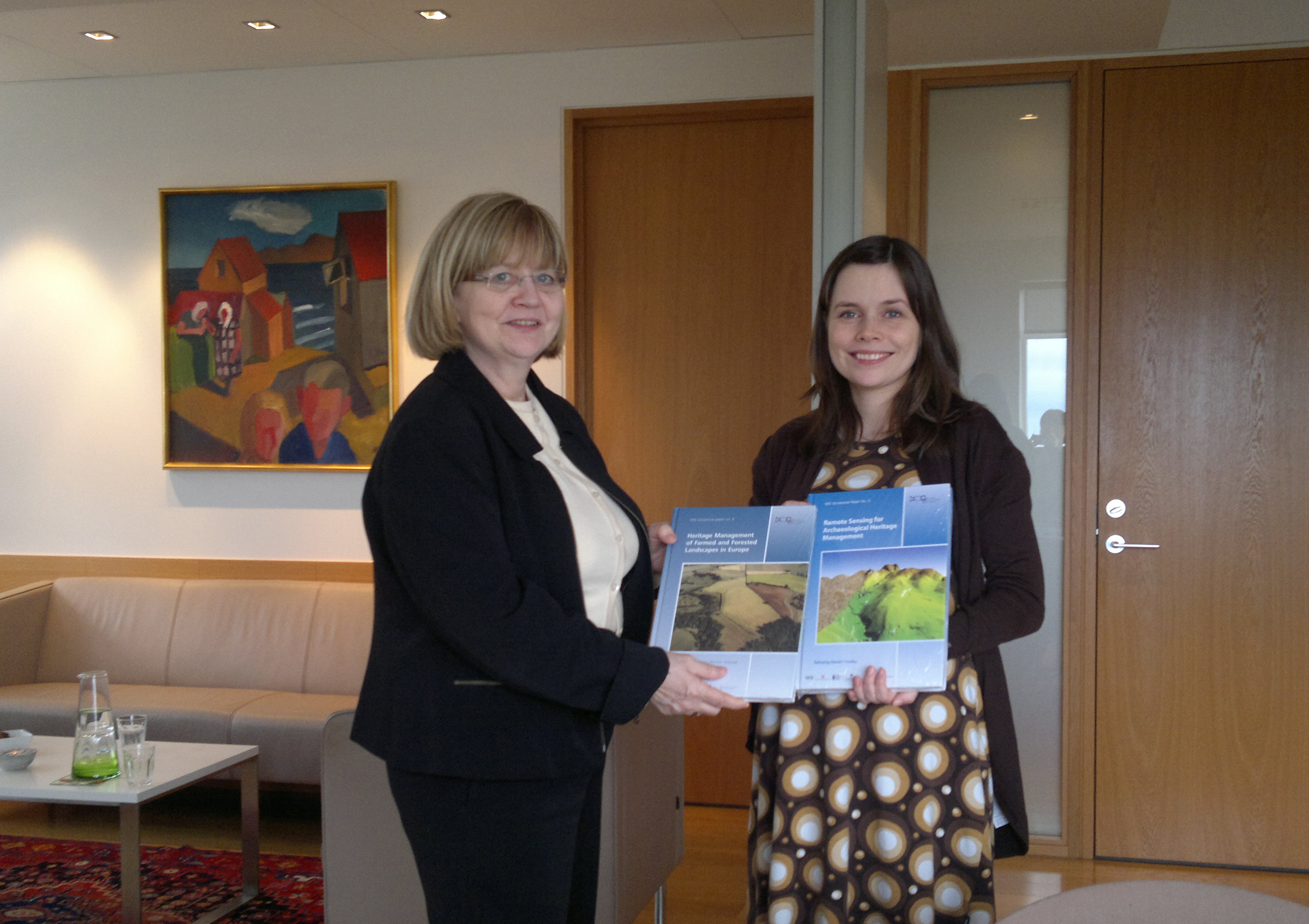 Katrín Jakobsdóttir og Kristín Huld Sigurðardóttir